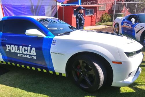 Policía de Guanajuato estrena carros de lujo