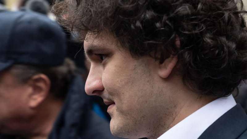 Sam Bankman-Fried, sentenciado por fraude de criptomonedas, pide a Trump que lo indulte