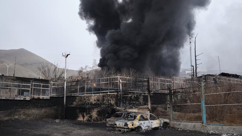 La ‘lluvia negra’ en Irán: El efecto irreversible de la guerra y la contaminación tóxica que durará décadas