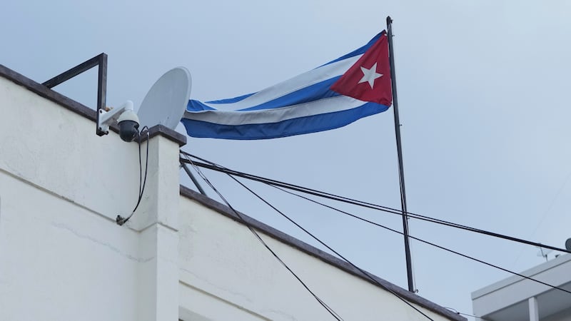 Se le cierra otra puerta a Cuba: Ecuador declara persona non grata a embajador cubano