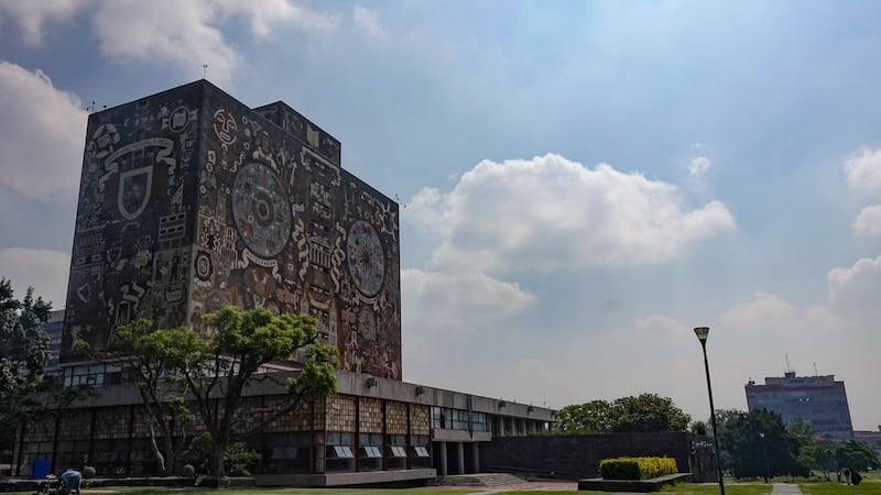 El derecho de acceder a la UNAM