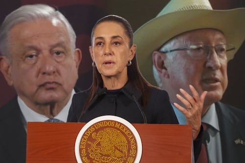 Sheinbaum aclara ‘ley del hielo’ de AMLO a Ken Salazar: ‘Fue público que pausó relaciones con el embajador’