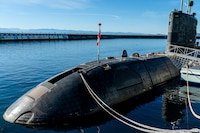 ¿Para protegerse de Trump? Canadá aumenta su presupuesto militar; solo contratará a empresas canadienses