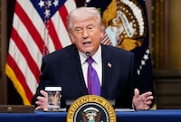 Nuevo ataque de Trump: Aranceles de 15% entrarán en vigor esta semana, confirma el Tesoro de EU