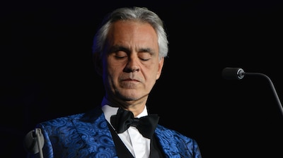 Andrea Bocelli ofrece un concierto gratuito desde el Zócalo de la Ciudad de México. (Foto: Shutterstock)