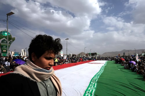 Irán rechaza negociar con Trump: Fija condiciones para retomar conversaciones de paz