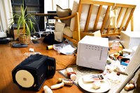 Terremoto en Japón deja 4 personas muertas; comienza la limpieza