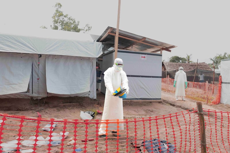 Alerta por brote de ébola en El Congo: ¿Cómo se contagia y qué síntomas provoca en el cuerpo?