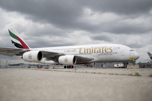 Aeroméxico obtiene amparo contra llegada de Emirates a México