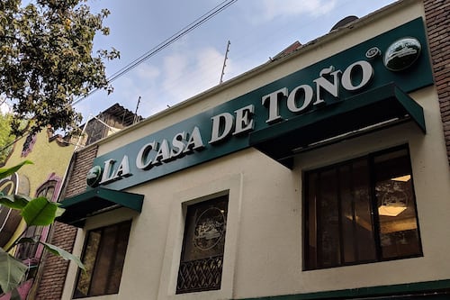 La Casa de Toño podría venderse por más de 400 millones de dólares: ¿Qué gigante busca comprarla?
