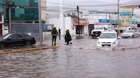 Huracán ‘Marie’ provoca suspensión de clases en BCS: ¿Qué tan fuertes serán las lluvias este jueves?