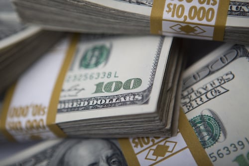 Reservas internacionales caen durante tercera semana de abril