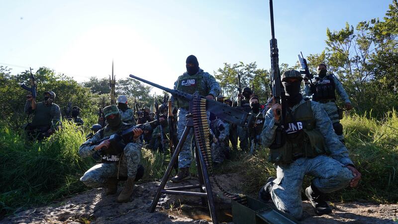 Desde Tanzania hasta México: así operaba la red extranjera que abastecía de armas a ‘El Mencho’ y al CJNG