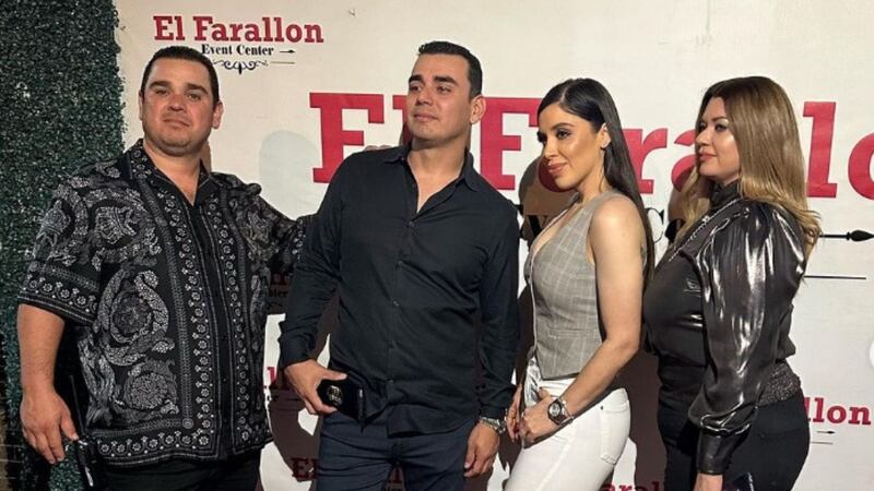 Emma Coronel festeja el Grito en concierto de su abogada, Mariel Colón, tras salir de prisión