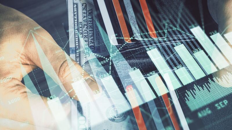 Wall Street cierra mixto por incremento de contagios de la variante ómicron en el mundo