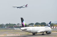 Gobierno insiste en validar cabotaje y aerolínea militar ante legisladores de Morena