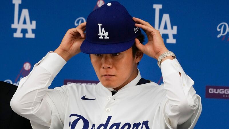 ¿A cuánto asciende el contrato de Yoshinobu Yamamoto, nuevo pitcher de los Dodgers?