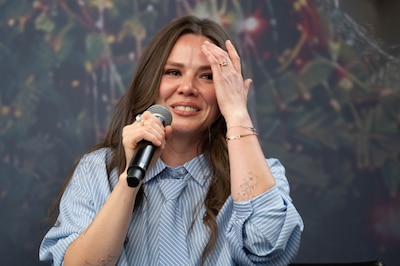 La cantante Joy Huerta aseguró que se enteró "20 minutos antes" sobre la pausa que iba a tomarse. (Foto: Camila Ayala/Cuartoscuro)