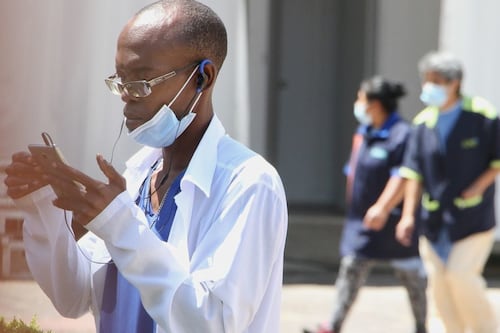 Piden el Nobel para médicos… pero cubanos