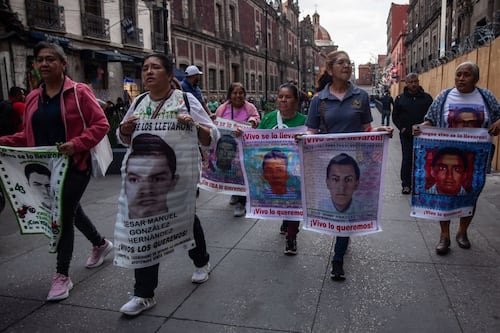 Ayotzinapa: Detienen a exfuncionaria de Guerrero señalada de ocultar videos de la desaparición de normalistas