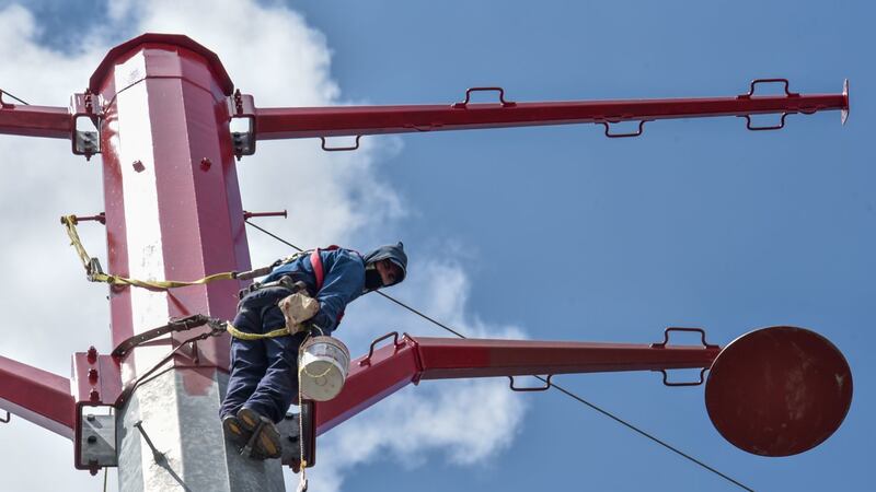 México caerá en ‘dictadura eléctrica’ de extranjeros sin reforma de AMLO, advierte Bartlett