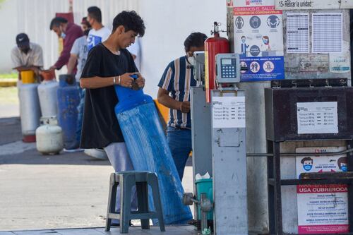 CRE aplica ‘mano dura’ a gaseros al negar 20 permisos para venta al público