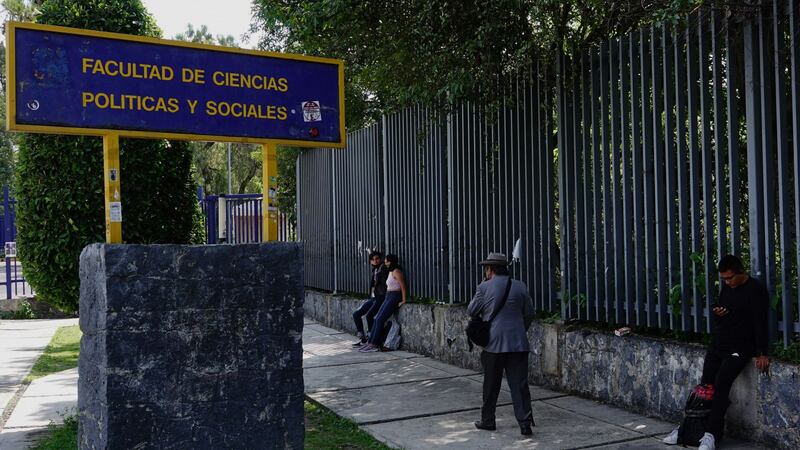 Facultad de Ciencias Políticas terminará el semestre con clases en línea: ¿Por qué?