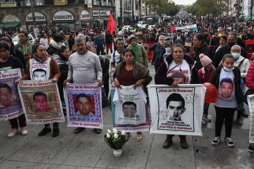 Caso Ayotzinapa: Padres de los 43 normalistas tendrán acceso a todos los archivos en 2024