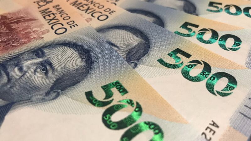 ‘Superpeso’ rompe nuevo piso en 2023: cotiza por debajo de las 18 unidades vs. el dólar