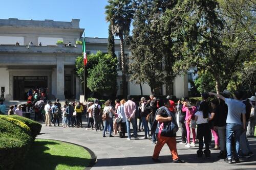 Los Pinos recibe 30 mil visitantes en su primer día como complejo cultural