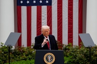 Bombazo al libre comercio