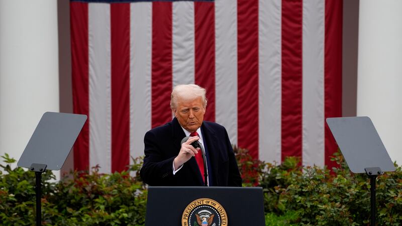 Bombazo al libre comercio