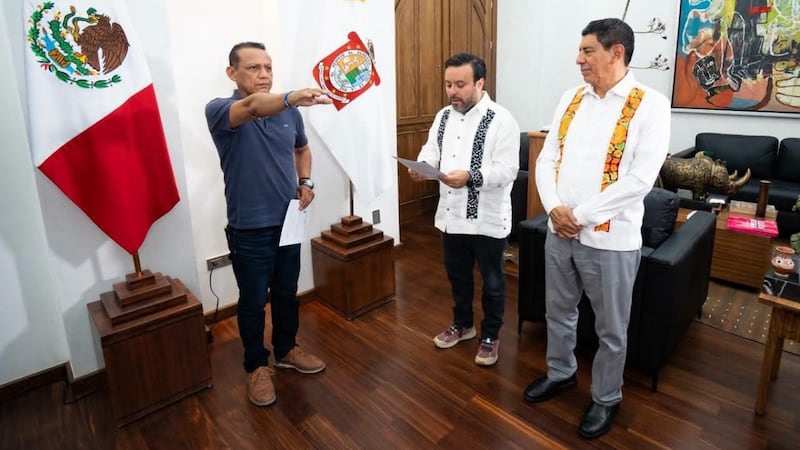 Salomón Jara designa a nuevo comisionado de Juchitán