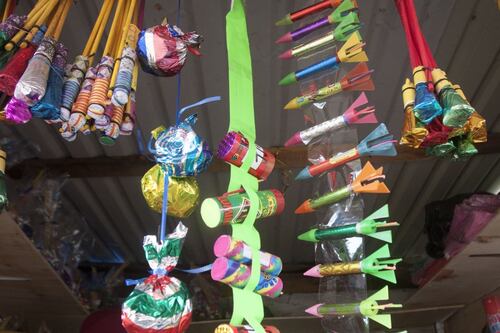 ¡Cuida a los perritos (y tu cartera)! Multarán con hasta 2,600 pesos a quien truene cohetes en CDMX