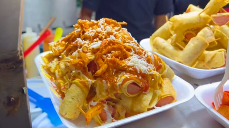 ‘Salchitacos’: ¿Qué son y cómo se prepara la botana viral del momento?