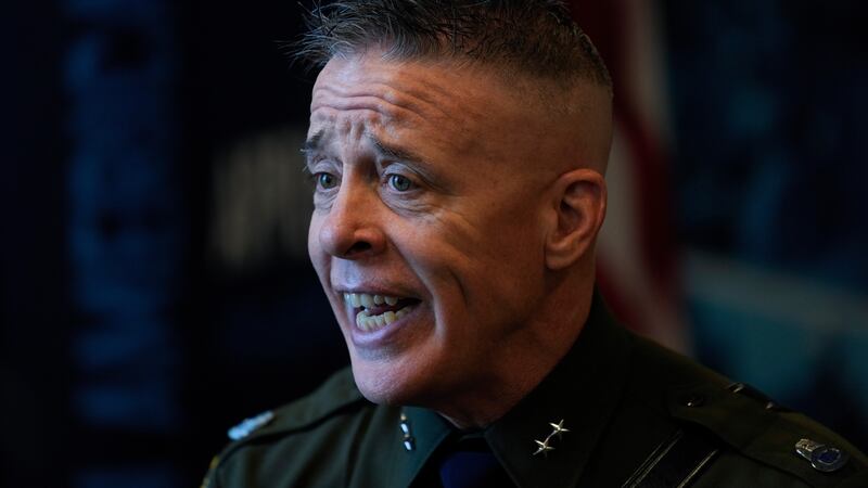 ‘Es mucho peor de lo que jamás creí’: Jefe de la Patrulla Fronteriza defiende tácticas agresivas en Chicago