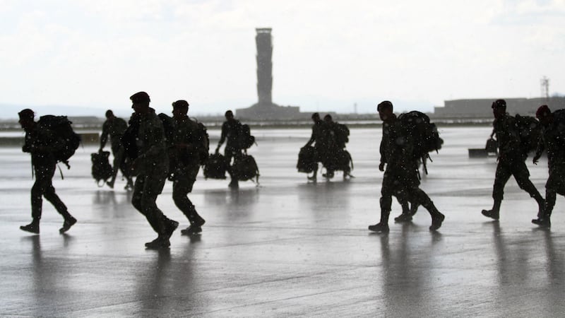 Ejército ‘sale ganón’ de reformas en Senado: Controlará dinero de turismo y el espacio aéreo