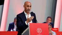 Luis Rubiales no se salva: Expediente de la FIFA seguirá abierto pese a su renuncia