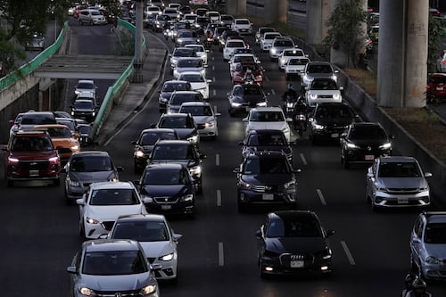 Venta de autos crece 4.9 por ciento en mayo; mercado hila tres meses con aumentos