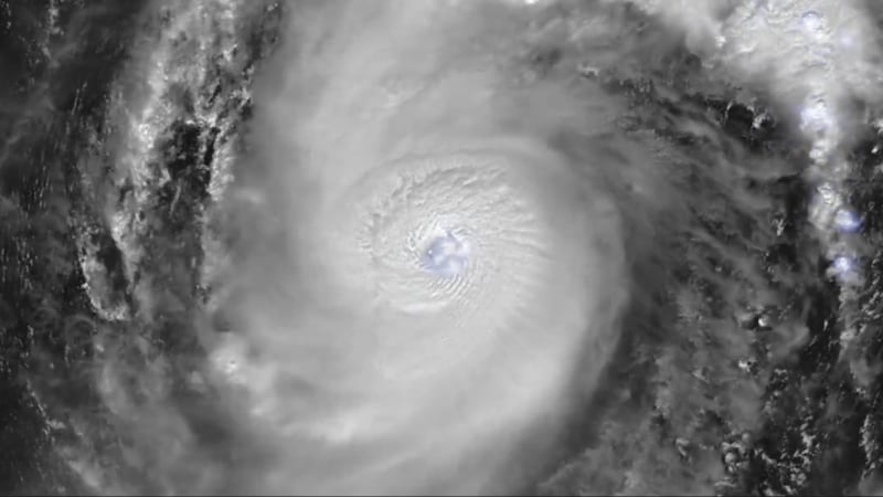 Huracán ‘Polo’, de categoría 3, se acerca a Baja California Sur: ¿A qué hora y dónde tocará tierra HOY?