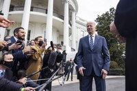 Rusia podría invadir Ucrania en algunos días, advierte Joe Biden