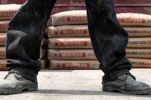 Miembros de la Cooperativa Cruz Azul acusan toma ilegal de una planta cementera en Oaxaca