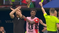 Critican al árbitro del partido Egipto vs. Argentina por ignorar protocolo antiracismo