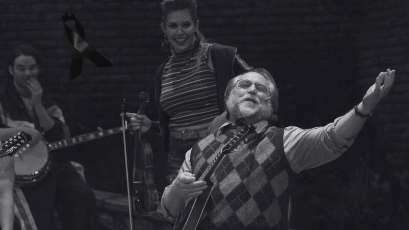 Muere el actor Julien Arnold en plena actuación de obra ‘Cuento de Navidad’