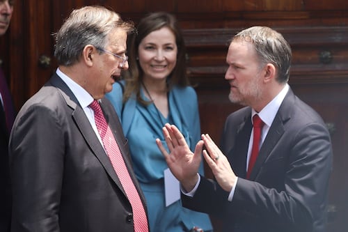 México y EU afinan agenda rumbo a revisión del T-MEC: Aranceles y piratería, entre los temas clave