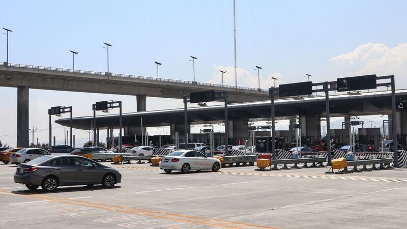 Justo en el puente: Cierran la México-Cuernavaca por manifestación de profesores de la CNTE