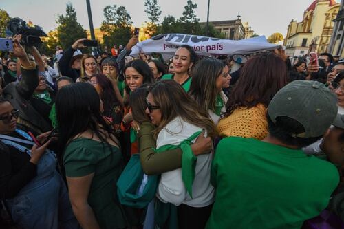 Marea verde llega al Edomex: Congreso despenaliza el aborto a las 12 semanas de gestación