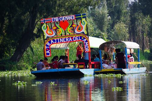 ¿Cuántas personas pueden ir en las trajineras de Xochimilco? Esto dice el reglamento