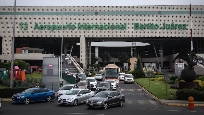 Ataque en el AICM: Detienen a un hombre que atacó a un ciudadano venezolano