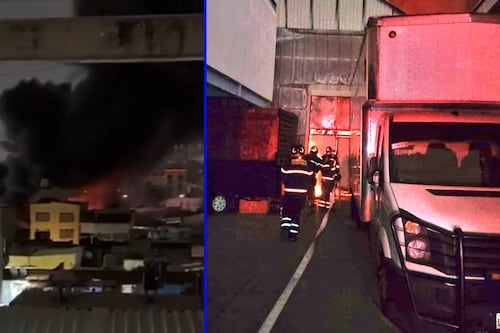 (VIDEOS) Incendio en bodega junto al Mercado de Jamaica deja un herido, evacúan edificio de departamentos